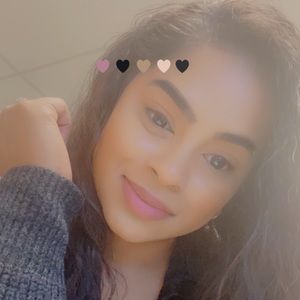 Meet your Posher, Bettina